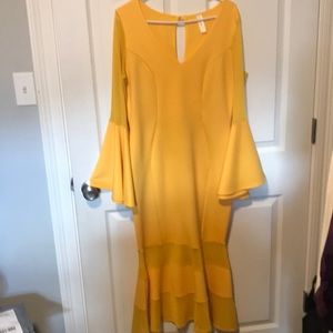 💛 Find me Plus dress